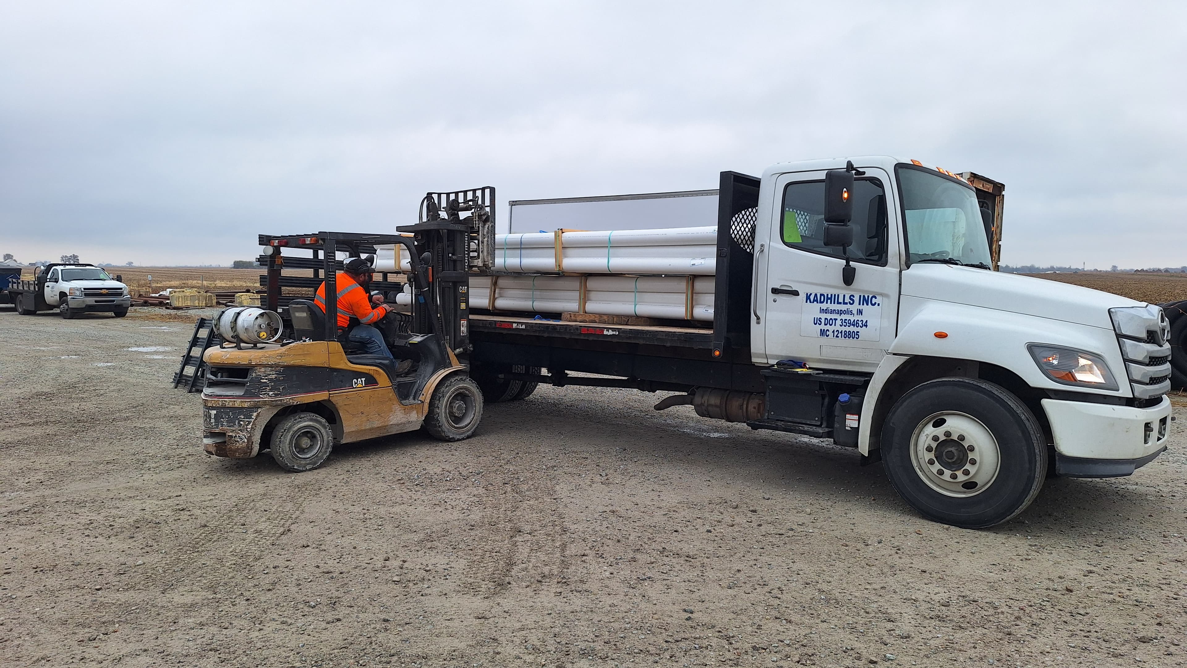 KADHILLS freight loading